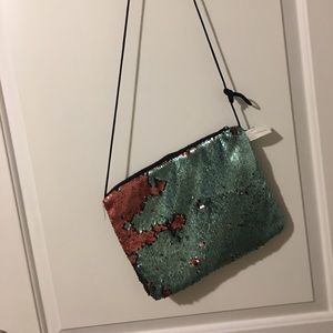 Moveable sequin iPad/computer case!